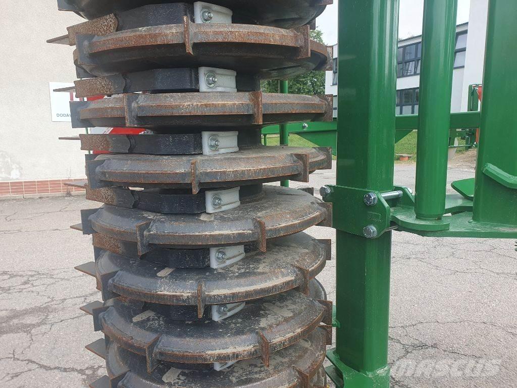 Kerner X4-520 Gyökérzöldség kultivátorok
