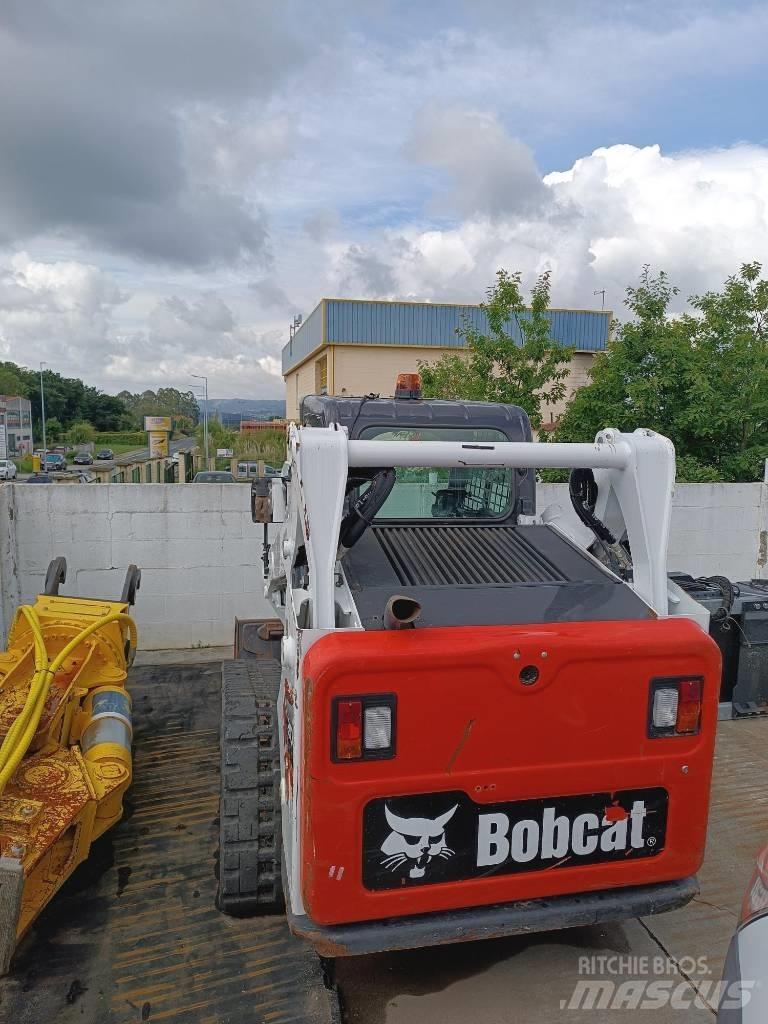 Bobcat T 590 HF Kompaktrakodók