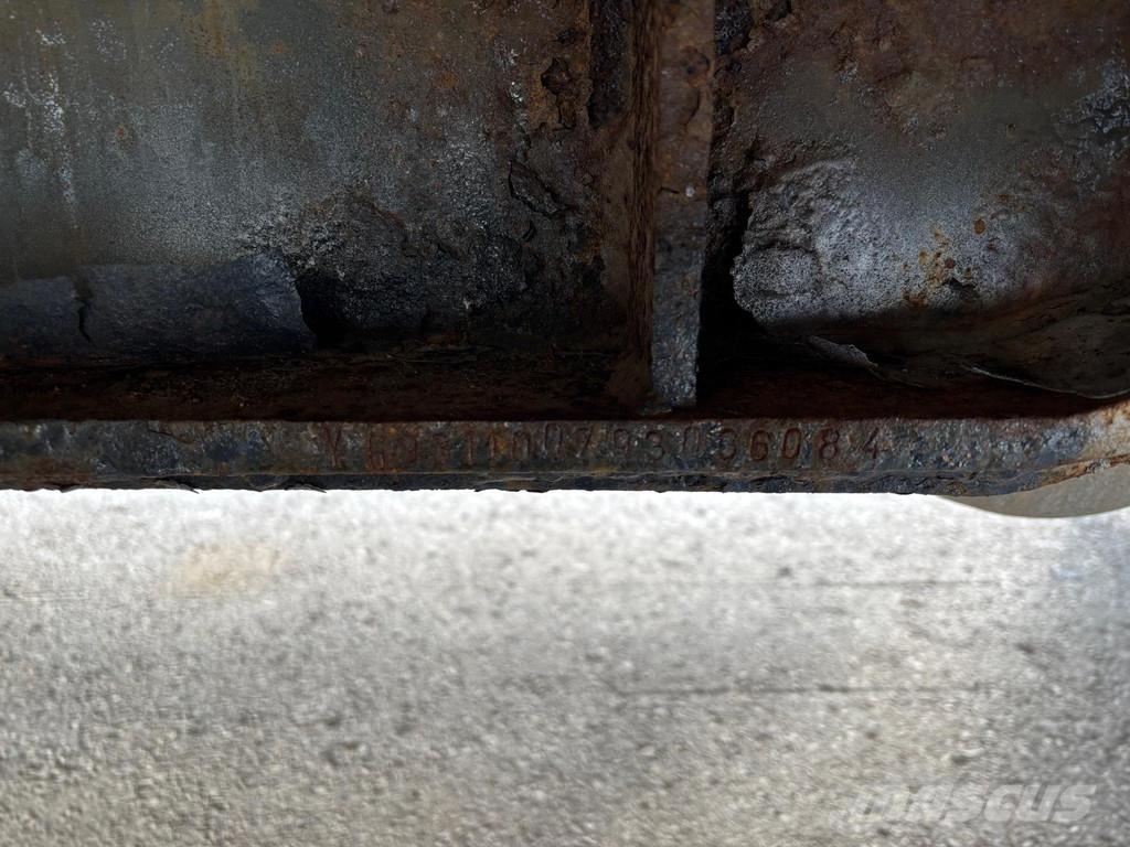 Tyllis 3 PVA Platós / Ponyvás pótkocsik