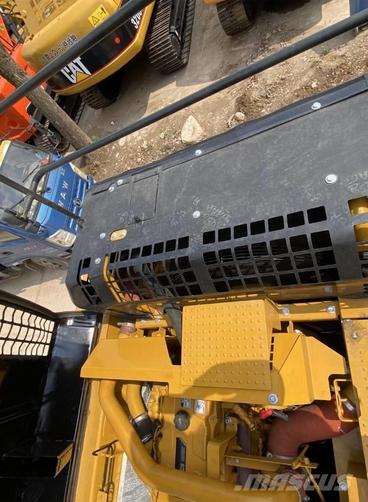 CAT 336 D 2 Lánctalpas kotrók