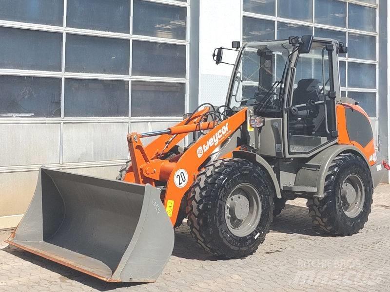 Atlas AR 400 Gumikerekes homlokrakodók