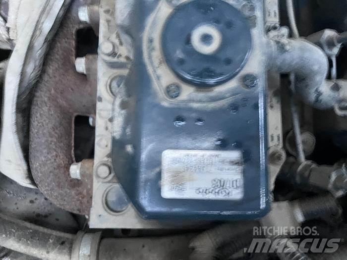 JCB 3STH Mezei dömperek