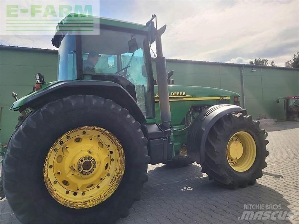 John Deere 8310 Traktorok
