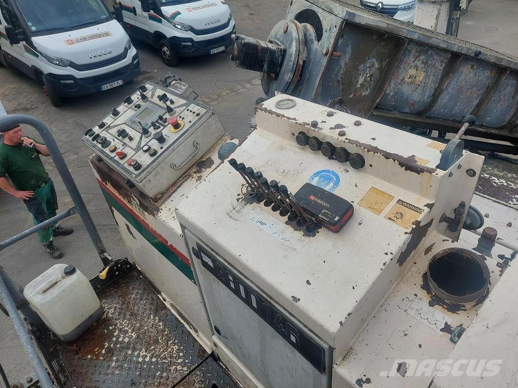 Wirtgen SP150F Betonsimító felszerelések