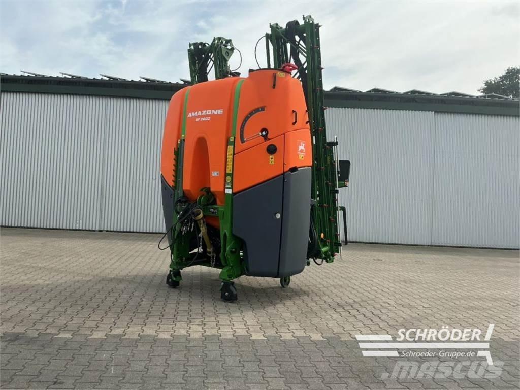 Amazone UF 2002 Vontatott trágyaszórók