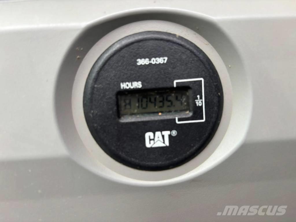 CAT 330F L Lánctalpas kotrók