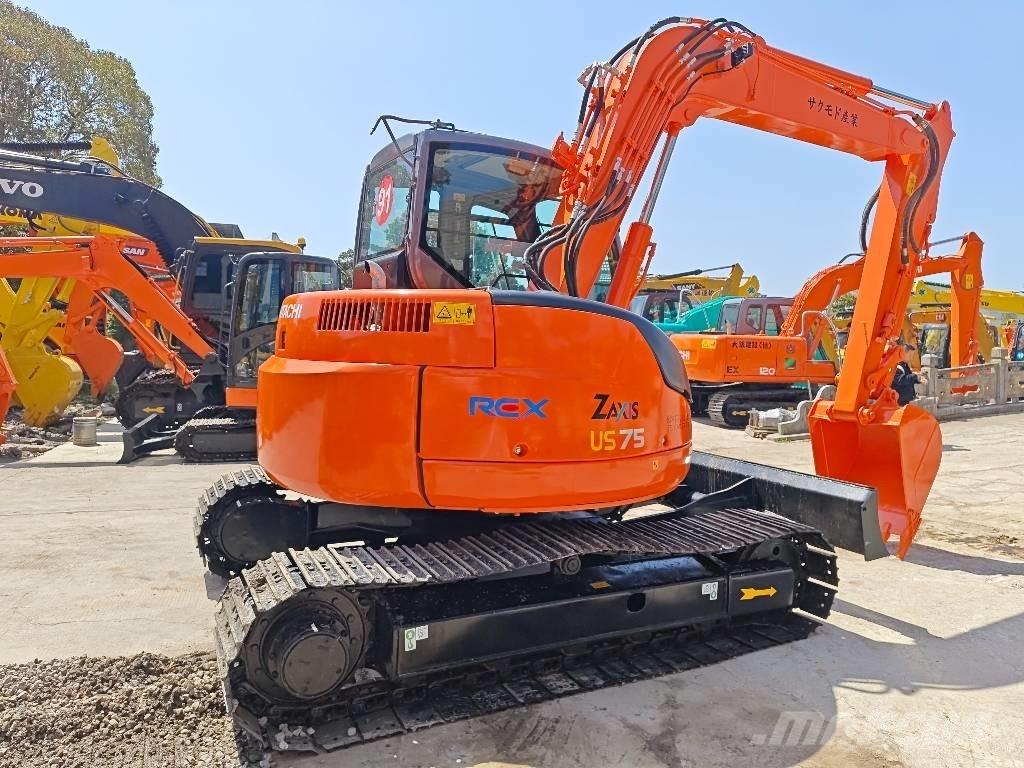 Hitachi ZX 75 US Közepes (midi) kotrók 7 t - 12 t