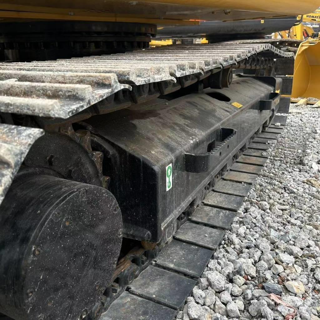 CAT 312D Lánctalpas kotrók