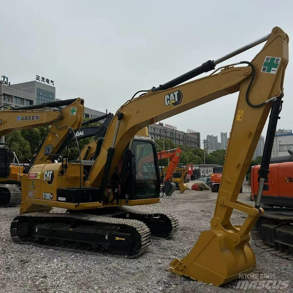 CAT 312D Lánctalpas kotrók