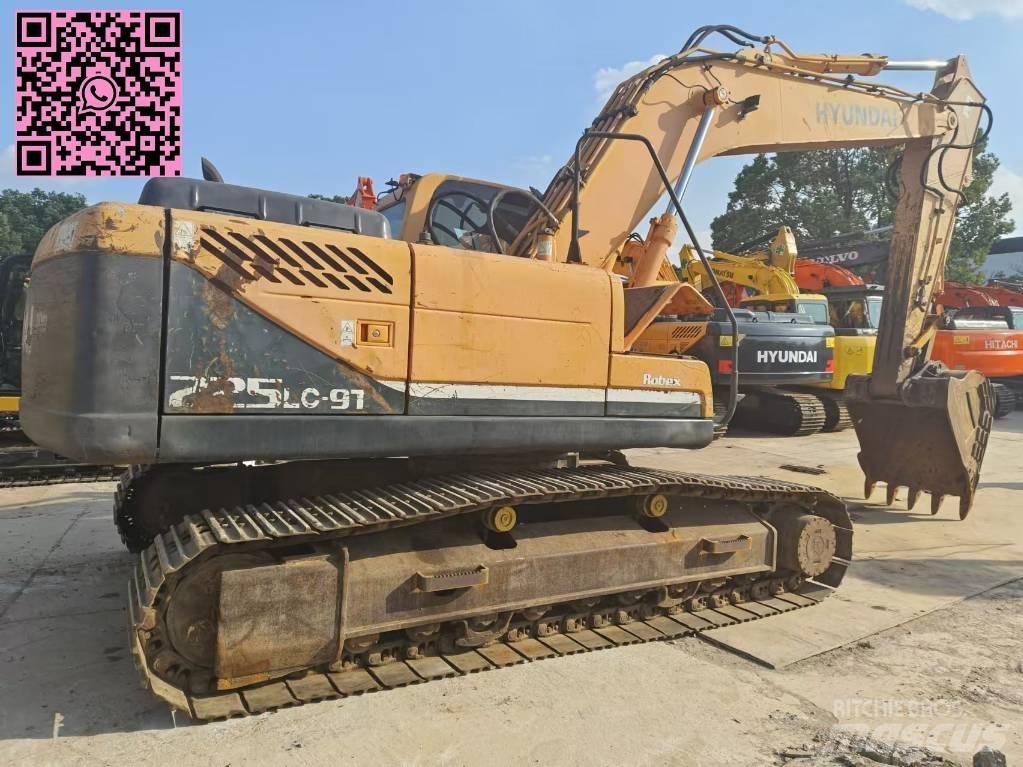 Hyundai 225 Lánctalpas kotrók