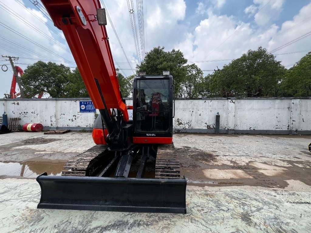 Kubota KX 080-3 Közepes (midi) kotrók 7 t - 12 t