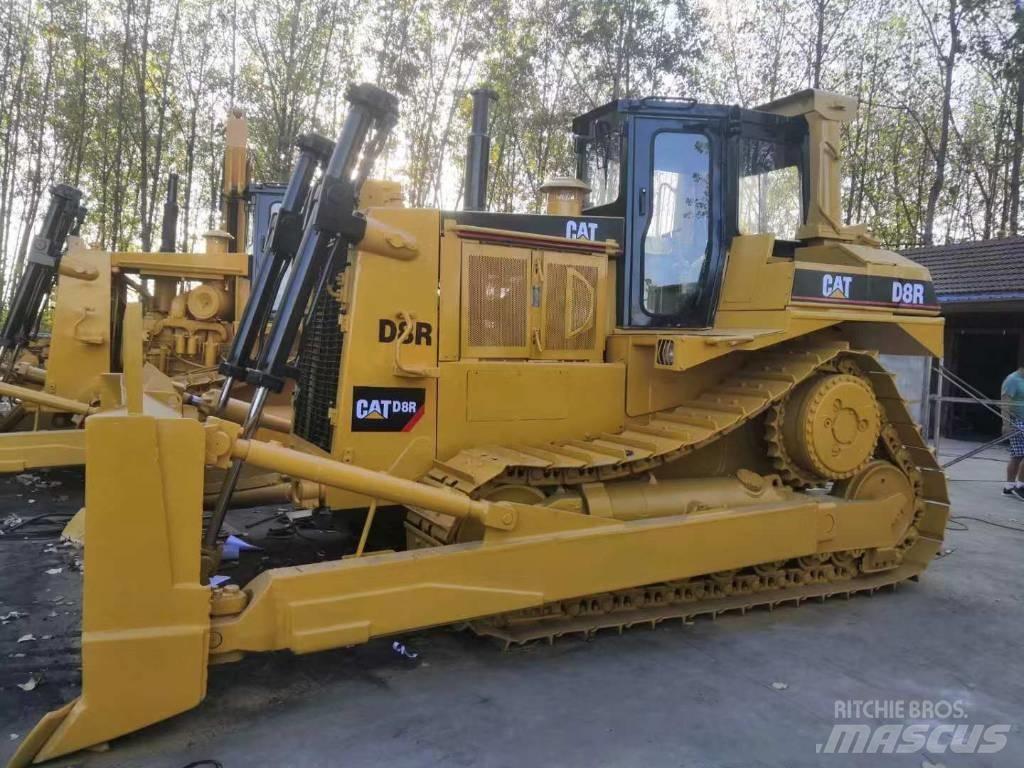 CAT D8R lánctalpas dózerek