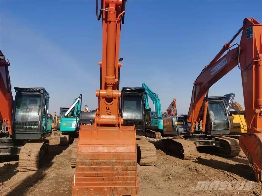 Hitachi ZX210 Lánctalpas kotrók