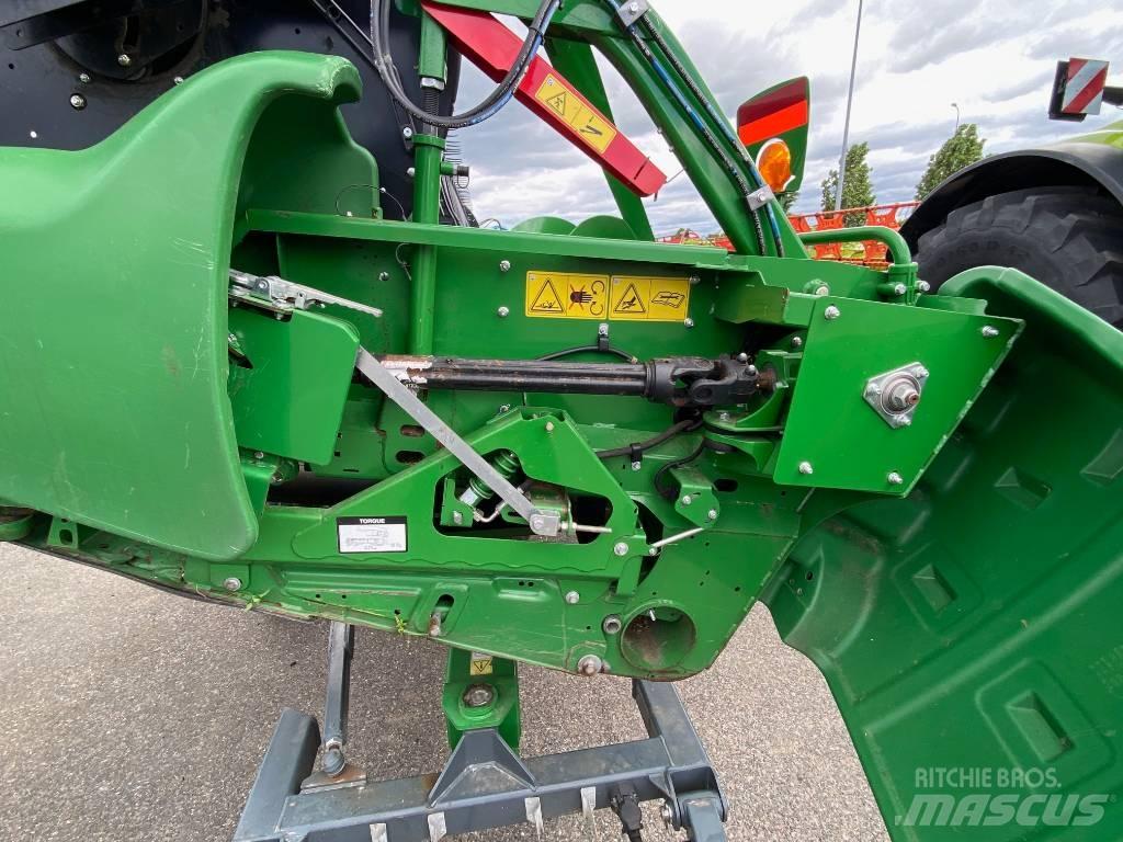 John Deere T 670 i Kombájnok