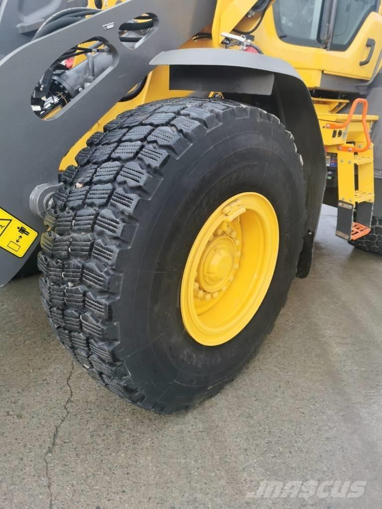 Volvo L 90 H2 Gumikerekes homlokrakodók
