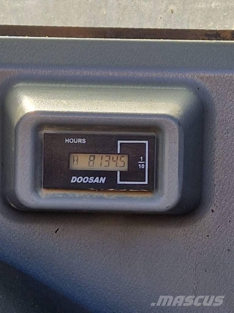 Doosan DX 140 LCR Lánctalpas kotrók