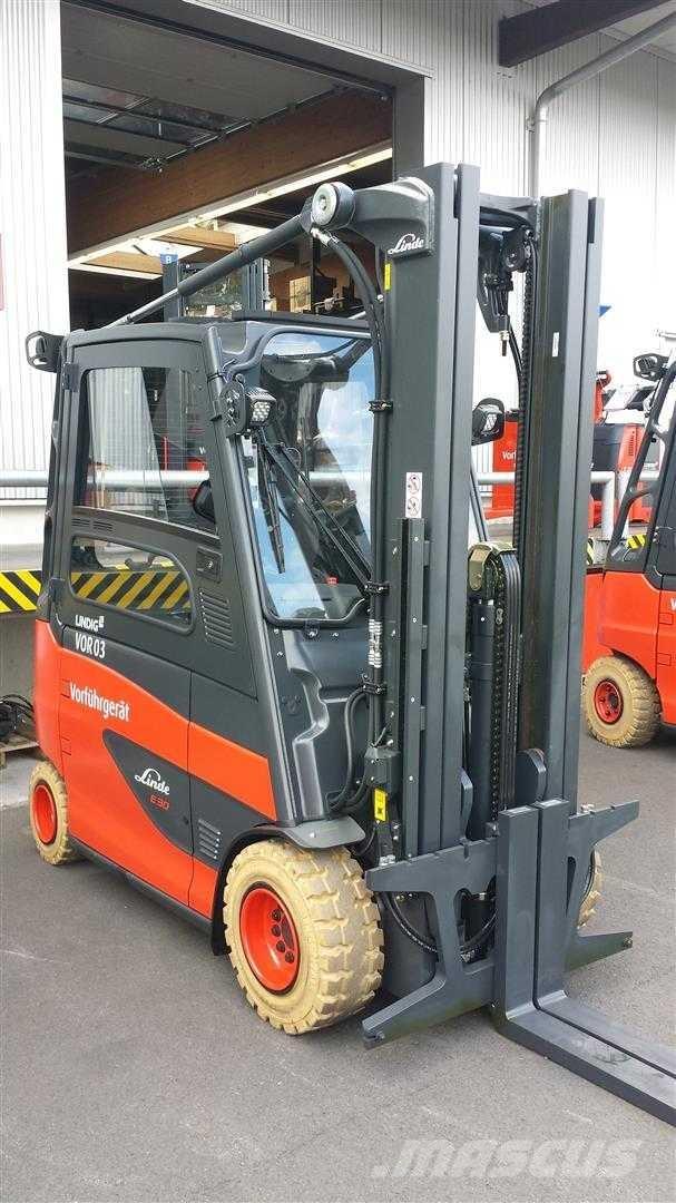 Linde E30/600HL Elektromos targoncák