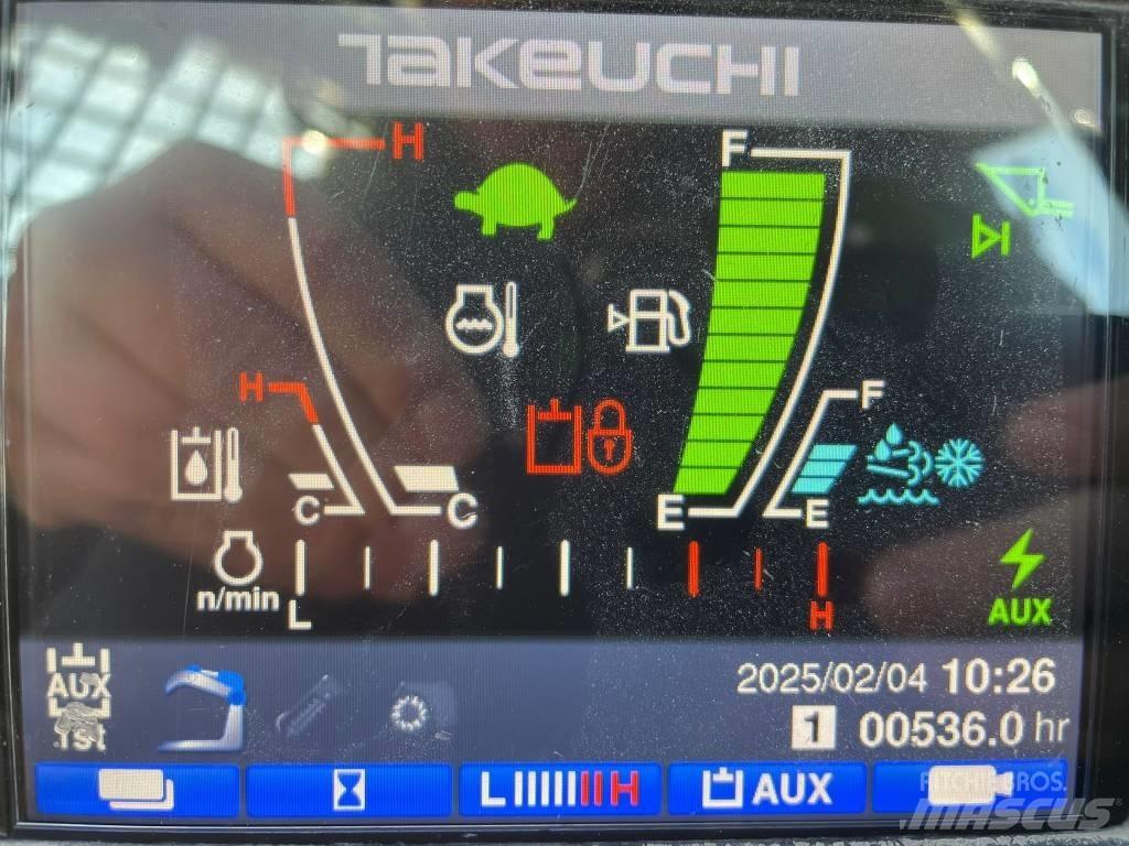 Takeuchi TL12 Kompaktrakodók
