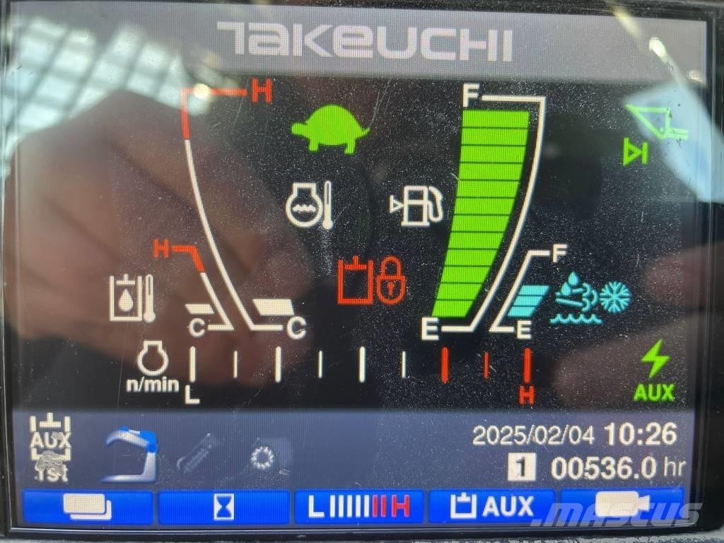 Takeuchi TL12 V2 Kompaktrakodók