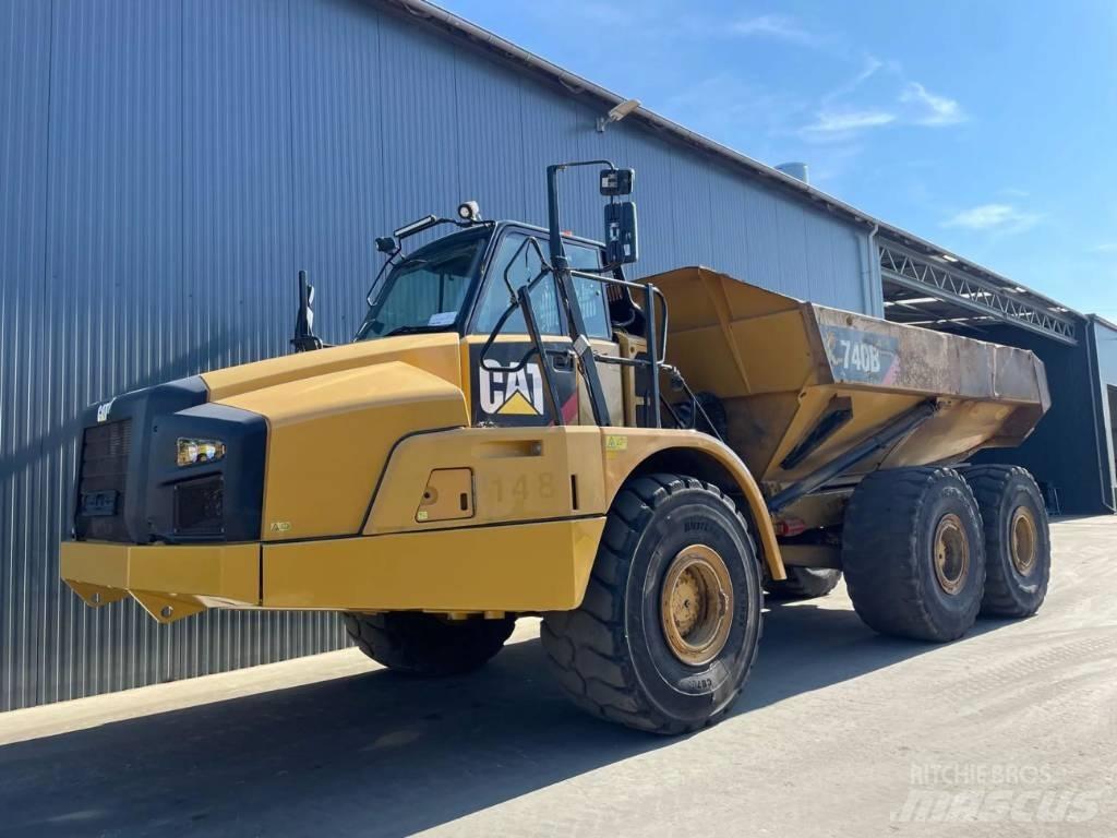 CAT 740B Csuklósdömperek