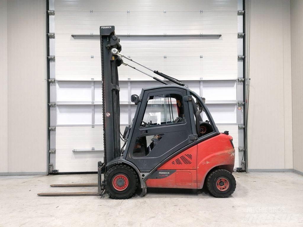 Linde H30T-02 Gázüzemű targoncák