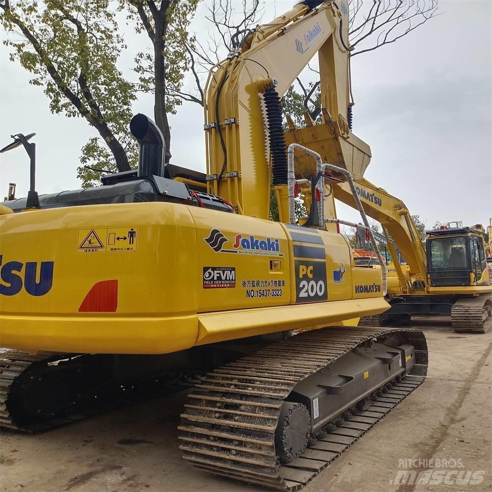 Komatsu PC 200 Lánctalpas kotrók
