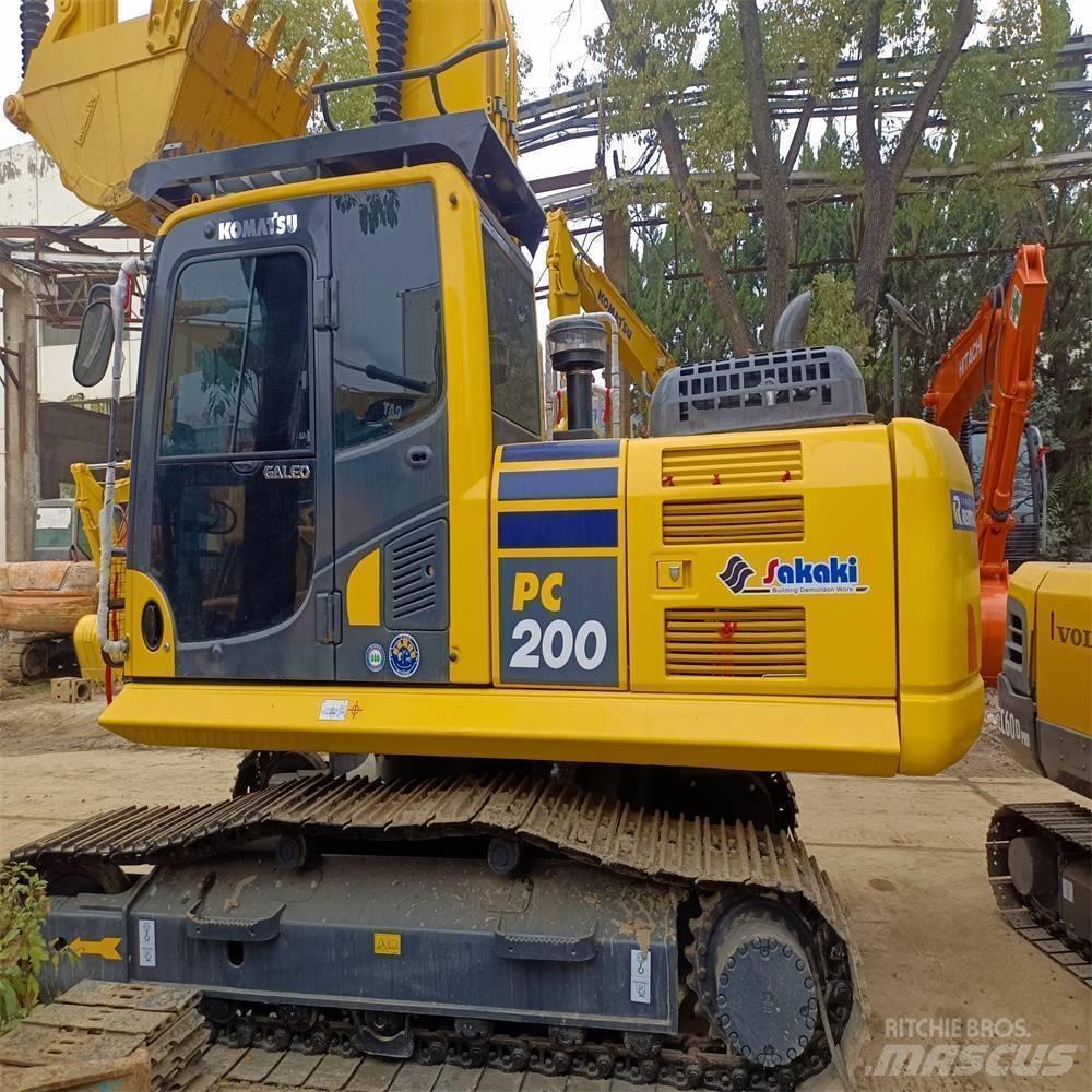 Komatsu PC 200 Lánctalpas kotrók