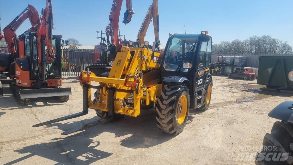 JCB 541-70 Agri Xtra Teleszkópos mezőgazdasági rakodók