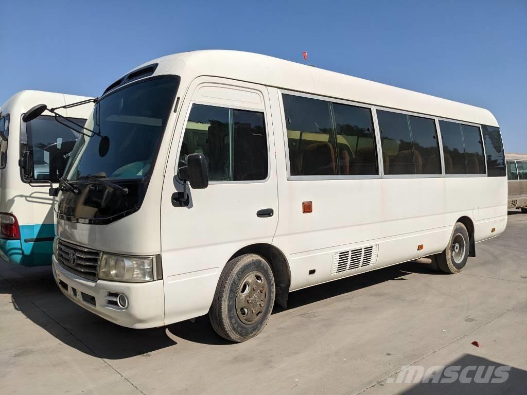 Toyota Coaster Bus Mini buszok