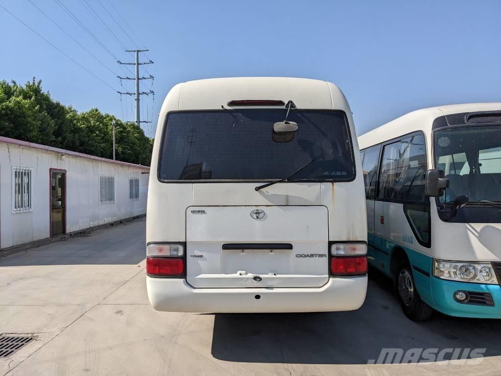 Toyota Coaster Bus Mini buszok