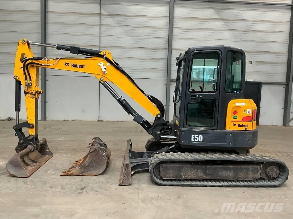 Bobcat E 50 Mini kotrók < 7t