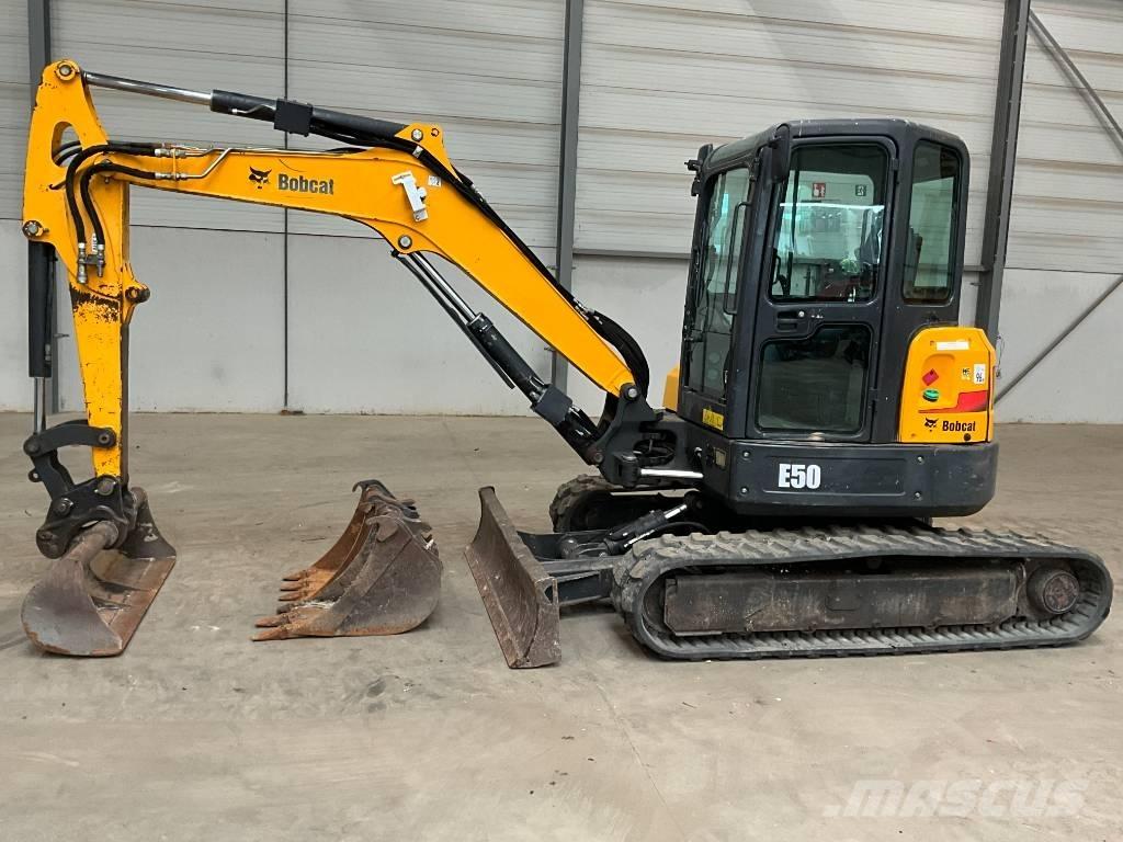 Bobcat E 50 Mini kotrók < 7t