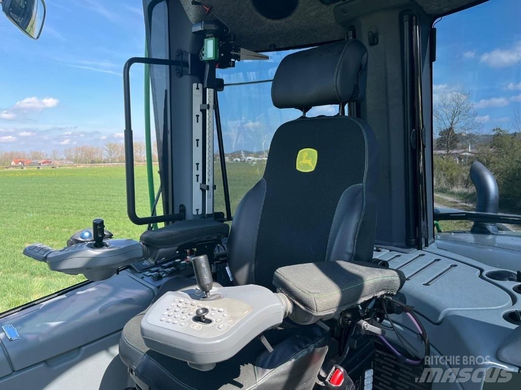 John Deere 1170G Betakarítók
