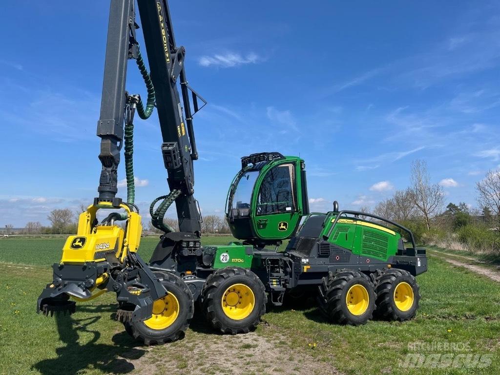 John Deere 1170G Betakarítók
