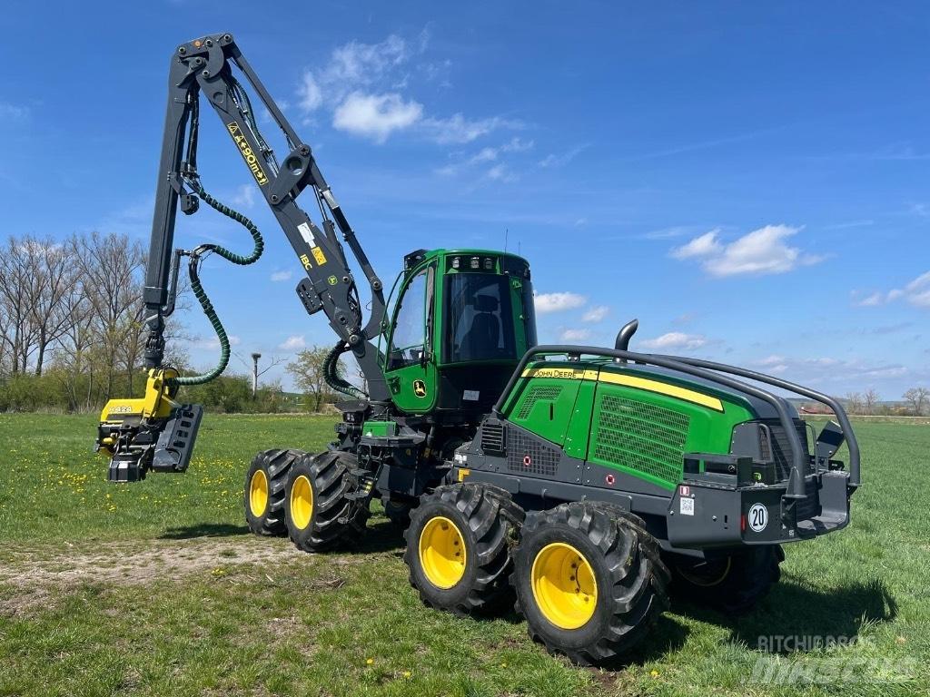 John Deere 1170G Betakarítók