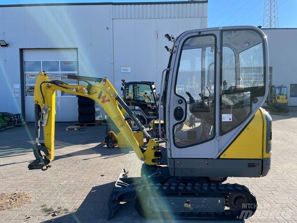 Wacker Neuson ET16 Lánctalpas kotrók