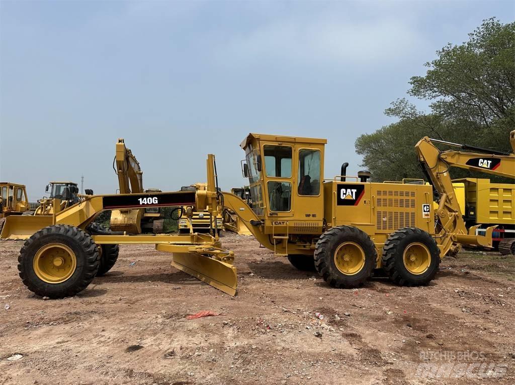CAT 140G Gréderek