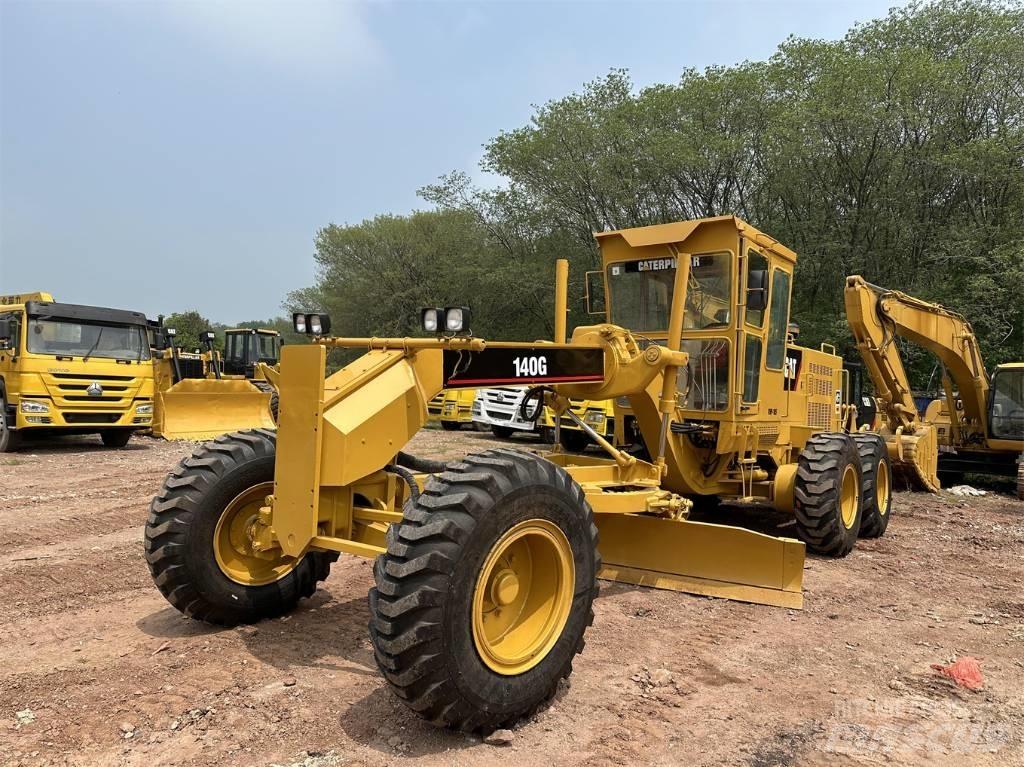 CAT 140G Gréderek
