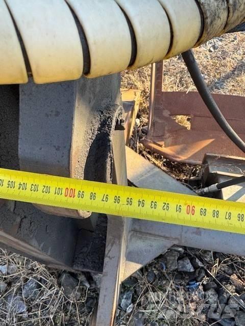 Volvo 150/180 Gumikerekes homlokrakodók