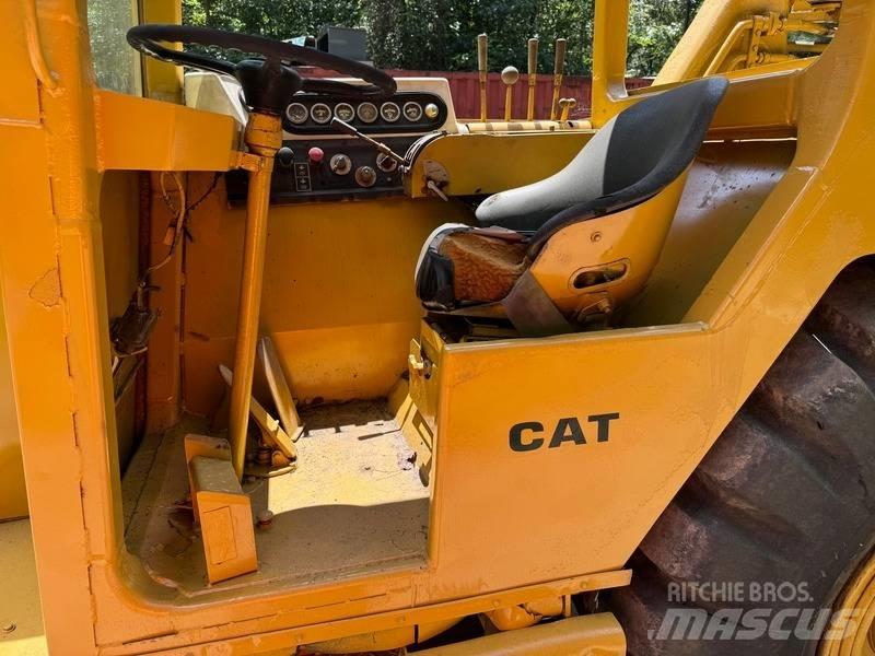 CAT 613 B Földnyesők (szkréperek)