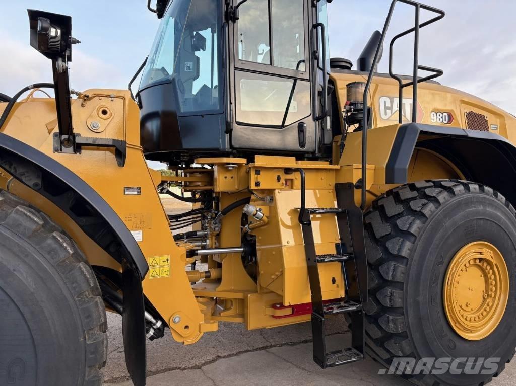 CAT 980 Next Gen Gumikerekes homlokrakodók