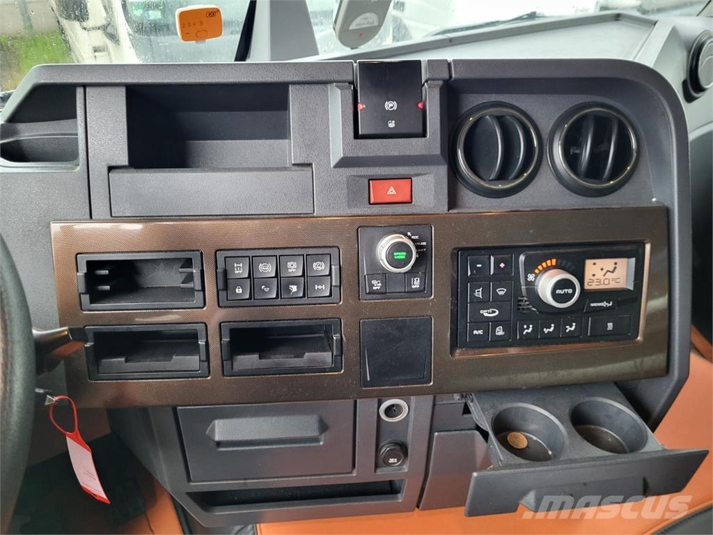 Renault T 430 Fülkés alváz