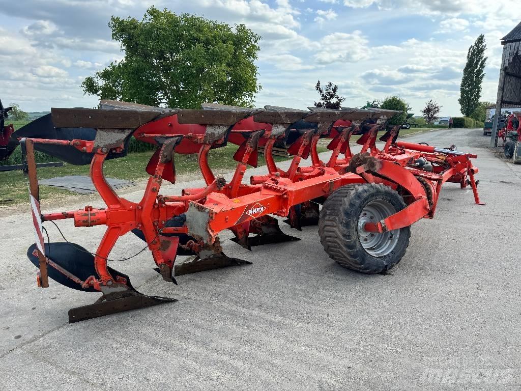 Kuhn VT 1180 M6H Váltvaforgató ekék