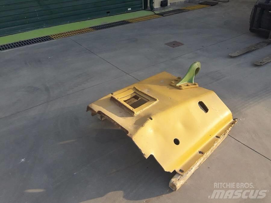CAT D 8 K Egyéb alkatrészek