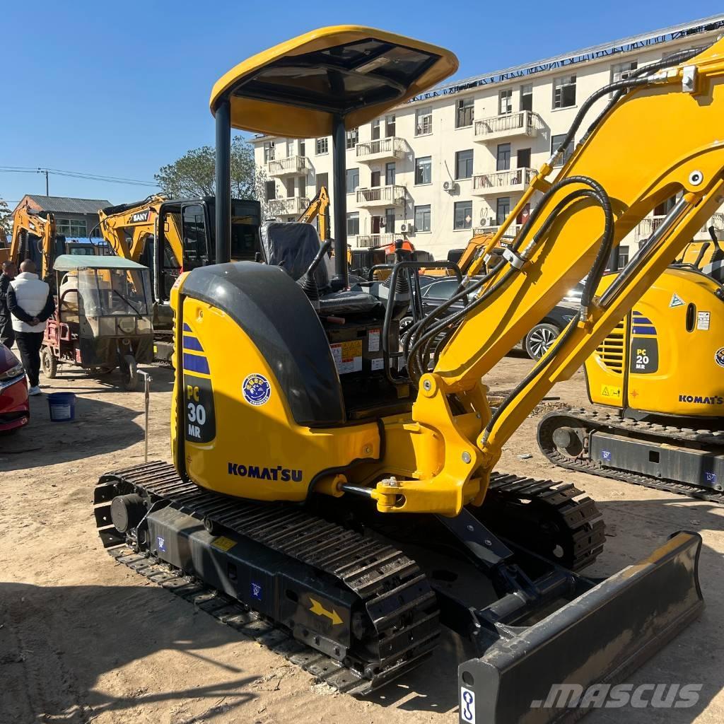 Komatsu PC 30 Mini kotrók < 7t
