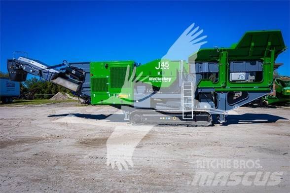 McCloskey J45 Törőgépek