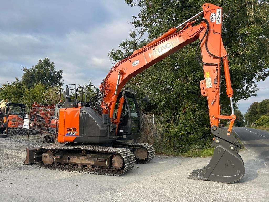 Hitachi ZX 135 US-6 Lánctalpas kotrók