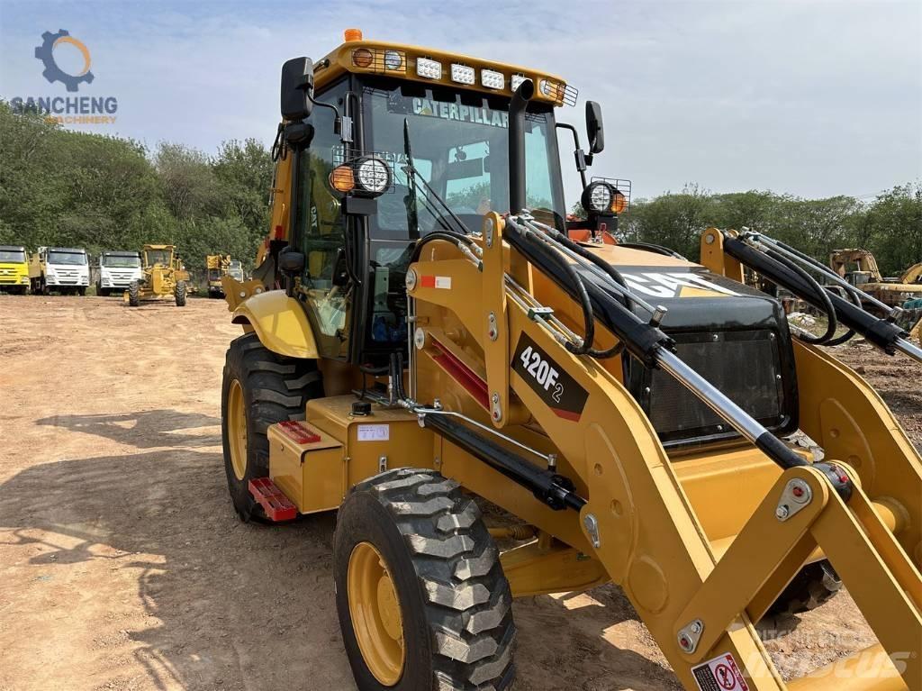 CAT 420F2 Kotrórakodók