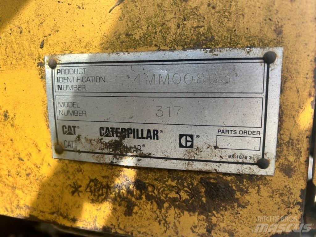 CAT 317 Lánctalpas kotrók