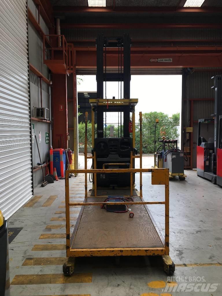 Hyster R30XMF2 Komissiózó magas emelésű targonca